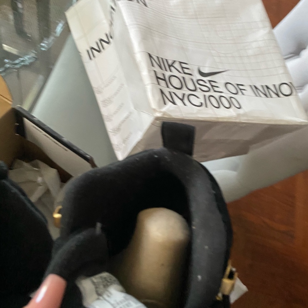 Air Jordan 12 Retro (NWOT) Black/Black -White - Picture 7 of 9